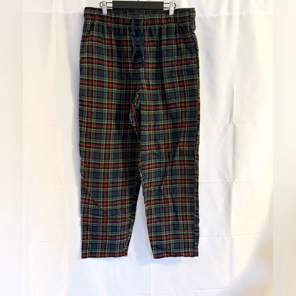 GEORGE. Plaid pajama pants. Size L